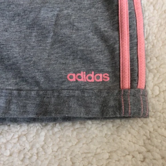 Girls Adidas Short - Picture 3 of 8